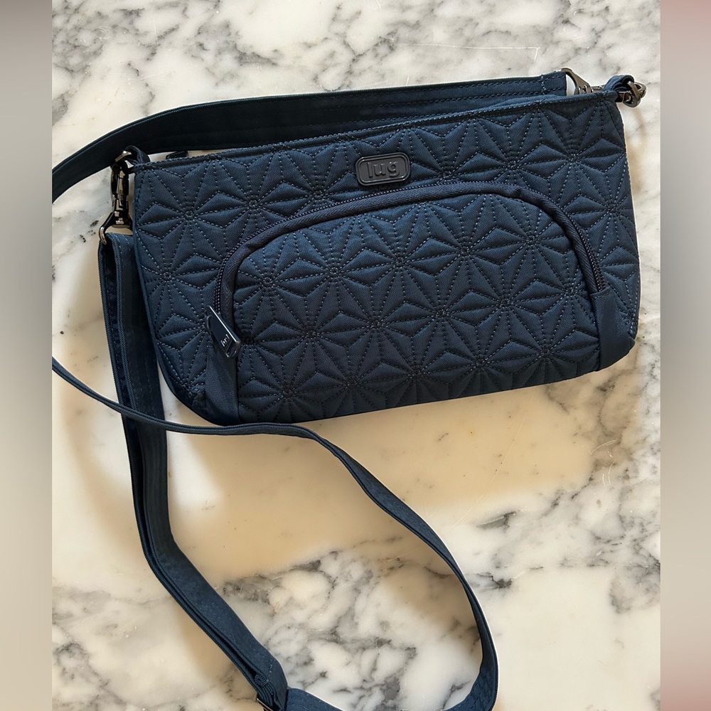 Lug Flyer Classic VL Convertible Crossbody Navy